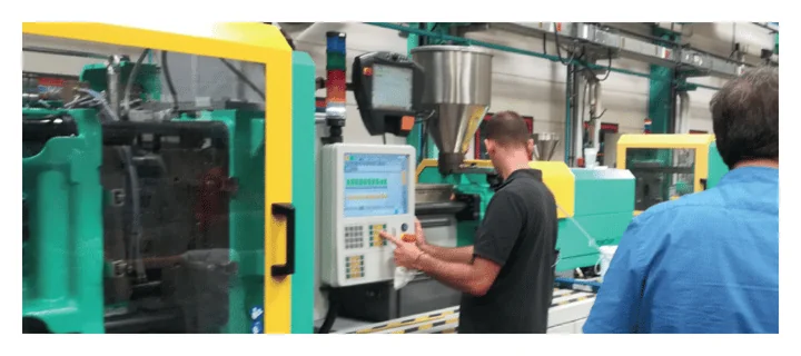 Replacement of injection moulding machines